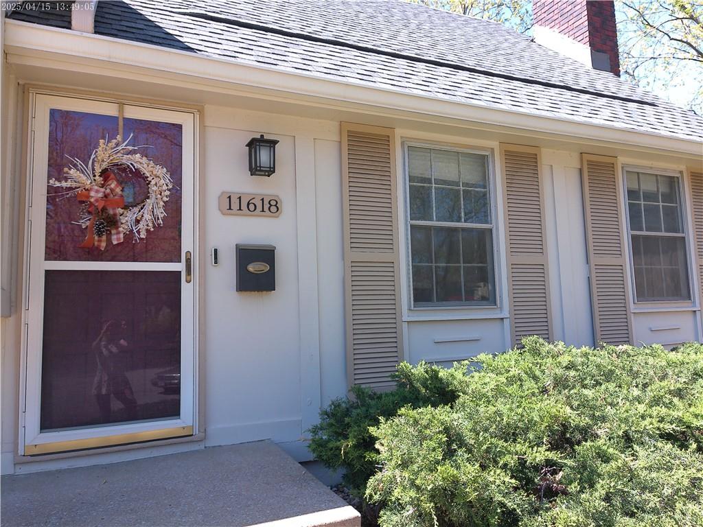 11618 Manchester Avenue Property Photo 4