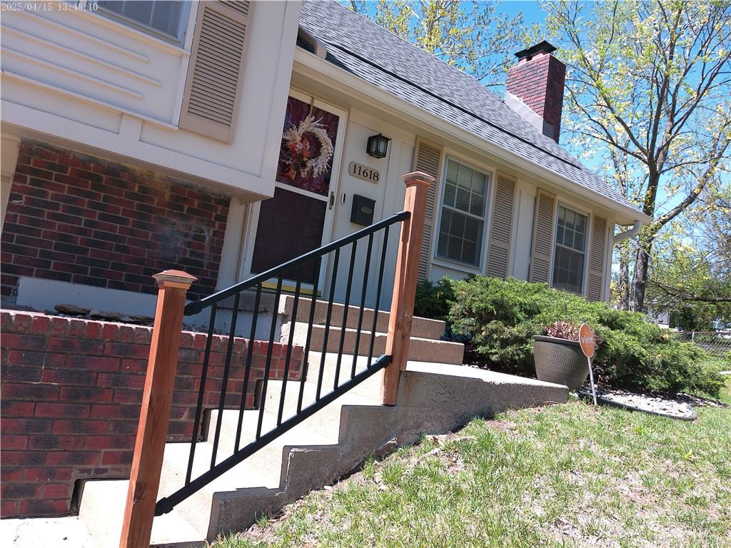 11618 Manchester Avenue Property Photo 5