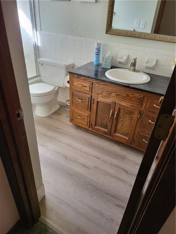 11618 Manchester Avenue Property Photo 17