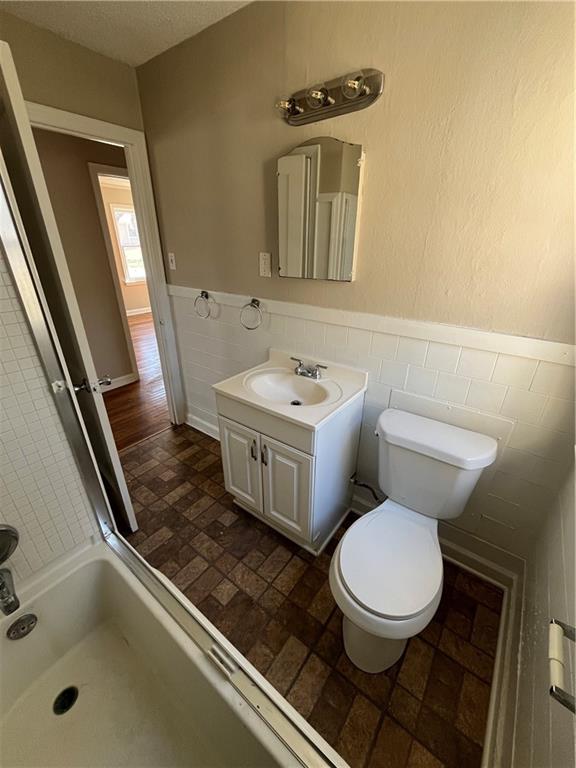 8226 Hardy Street Property Photo 8