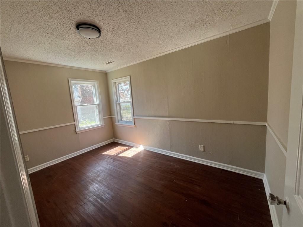 8226 Hardy Street Property Photo 9