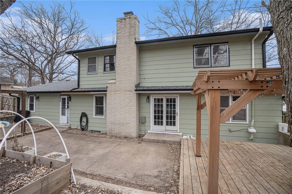 638 N Fairview Avenue Property Photo 36