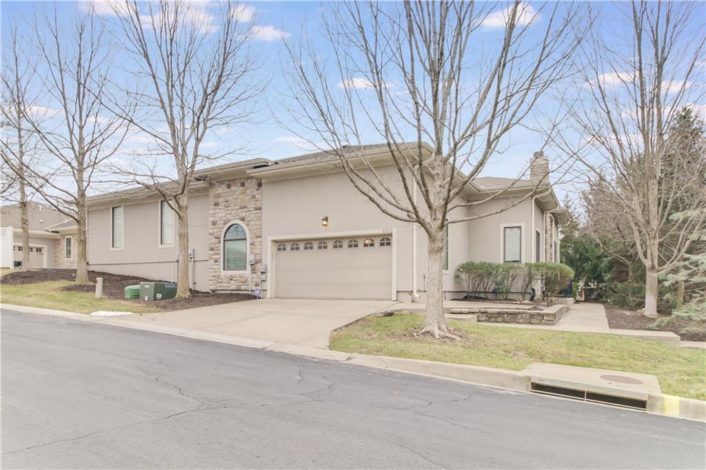 6113 102nd Court Property Photo