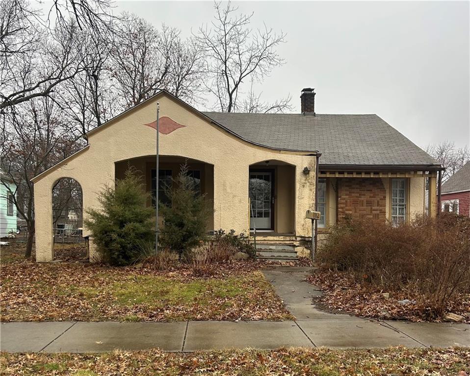 1112 S Cedar Street Property Photo