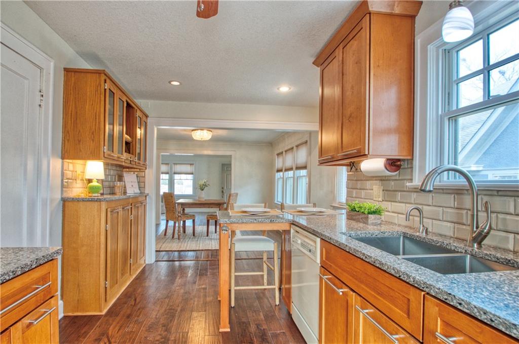 9 E Dartmouth Road Property Photo 14