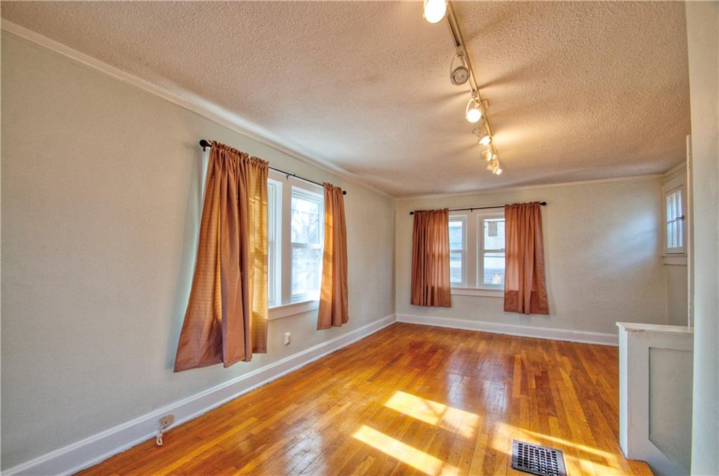 9 E Dartmouth Road Property Photo 22