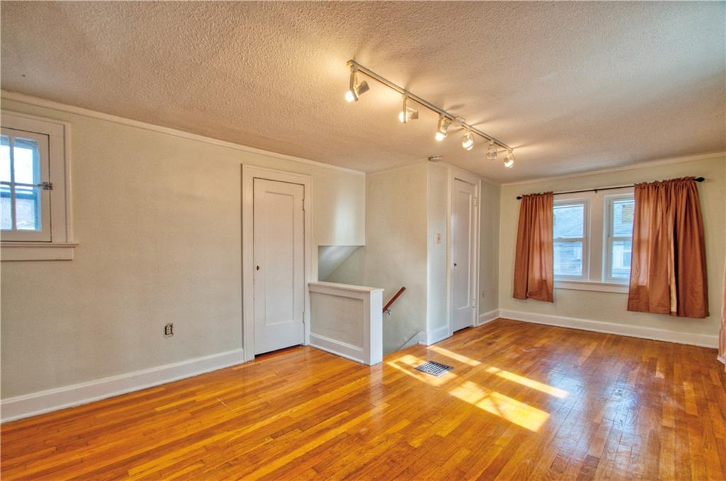 9 E Dartmouth Road Property Photo 24