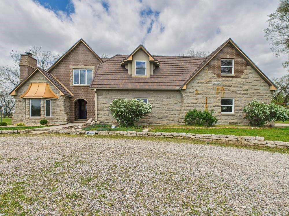 994 187th Terrace Property Photo 1