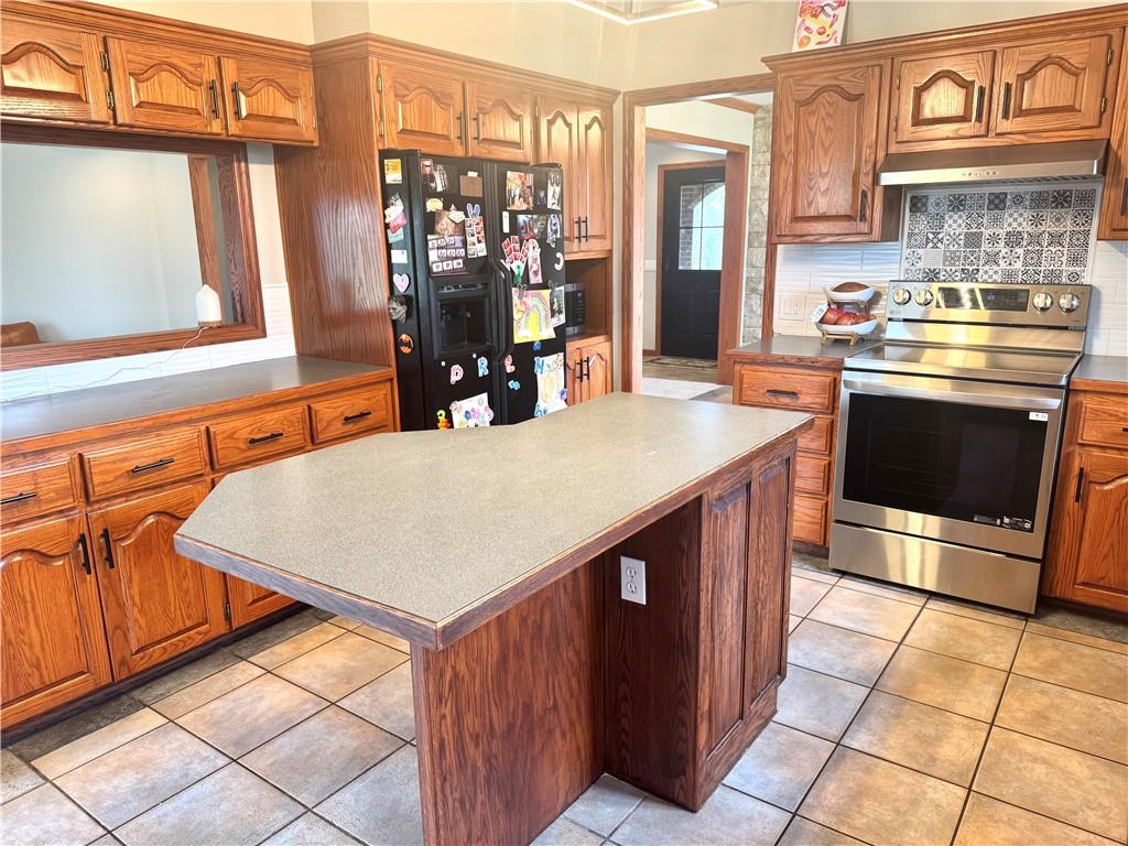 994 187th Terrace Property Photo 24