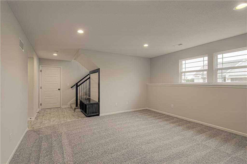 1103 Noah Lane Property Photo 31