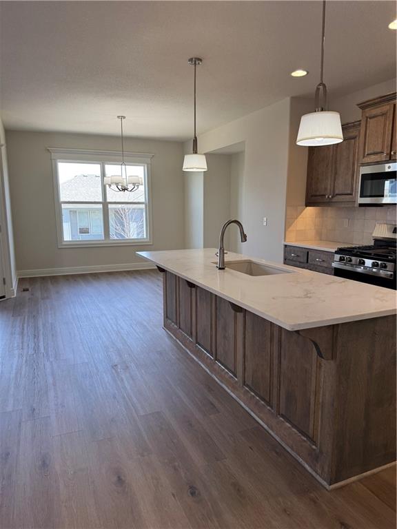 25297 W 149th Terrace Property Photo 9