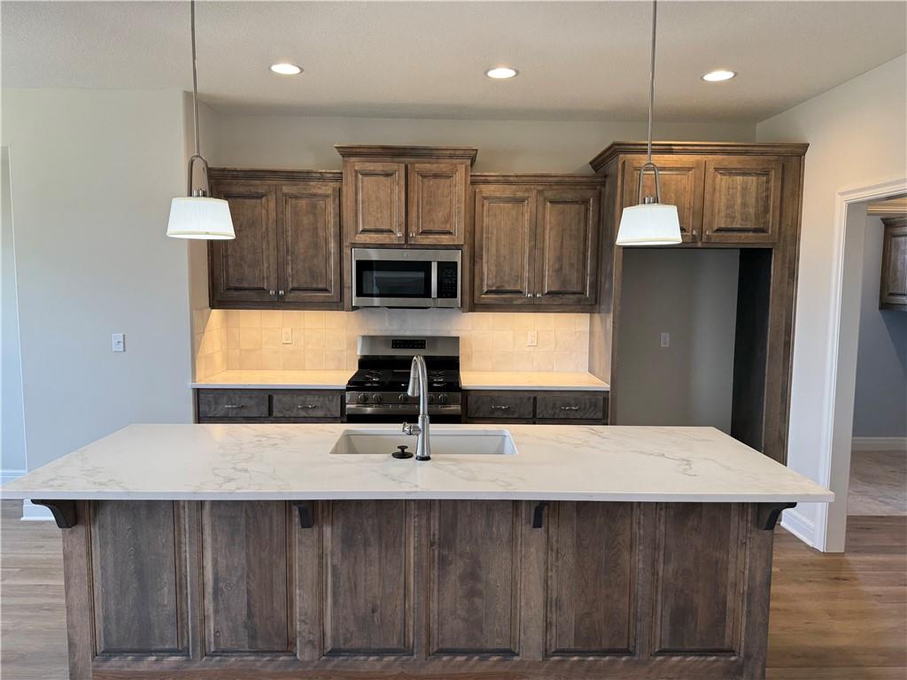 25297 W 149th Terrace Property Photo 13