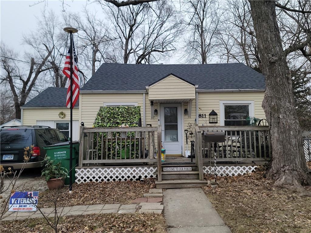 811 S Hickory Street Property Photo