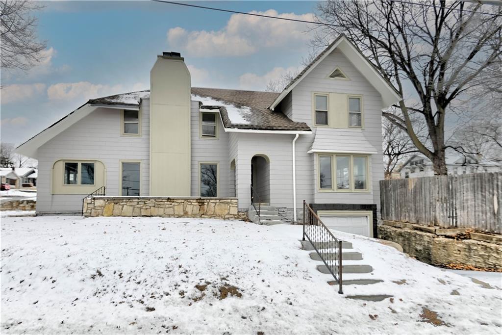 1800 Oakland Avenue Property Photo 4