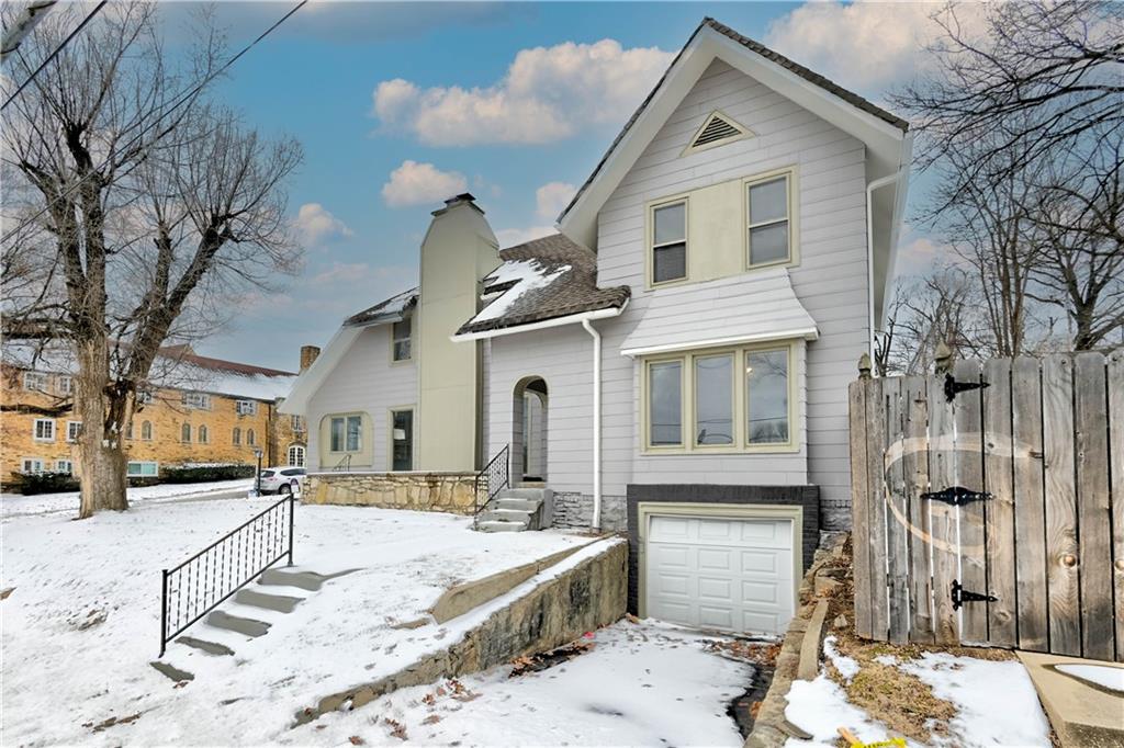 1800 Oakland Avenue Property Photo 5