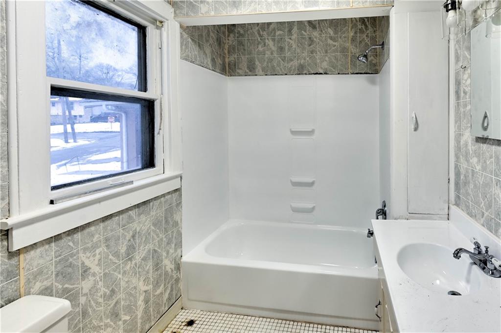 1800 Oakland Avenue Property Photo 25