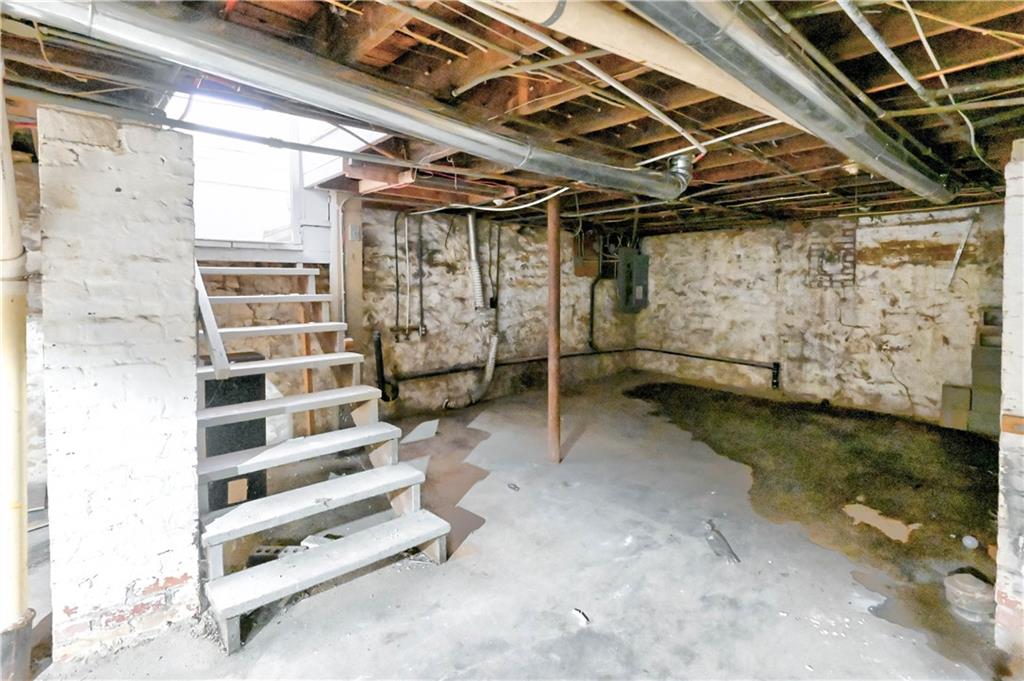 1800 Oakland Avenue Property Photo 63