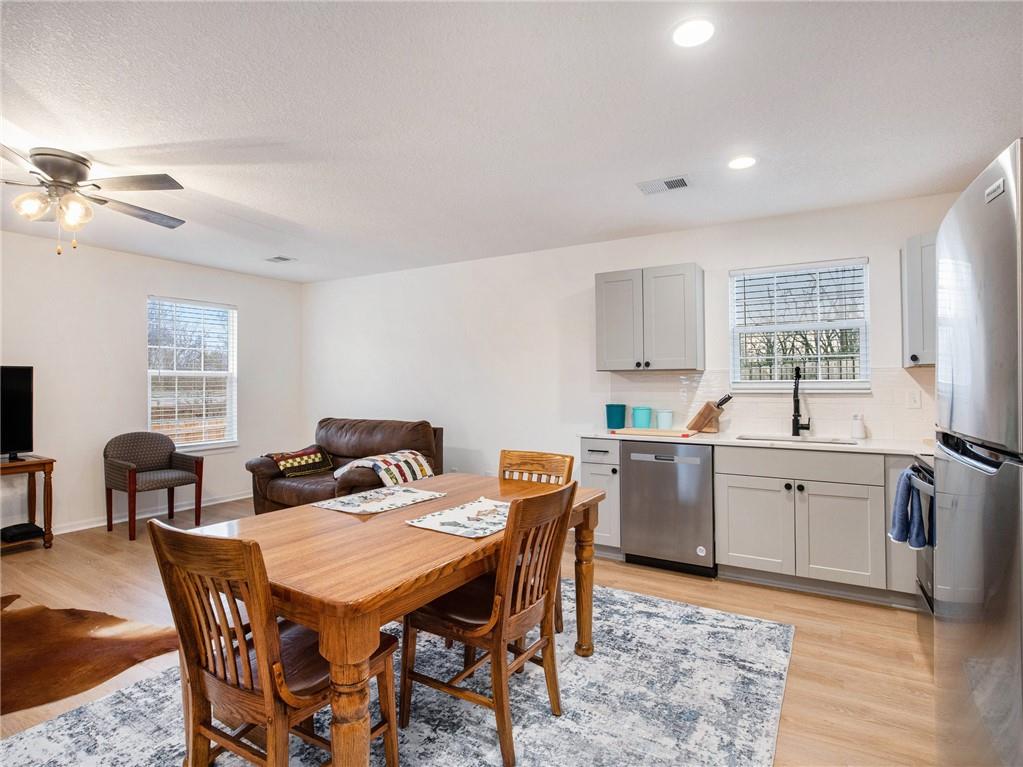 1005 Sw Blue Branch Drive Property Photo 10