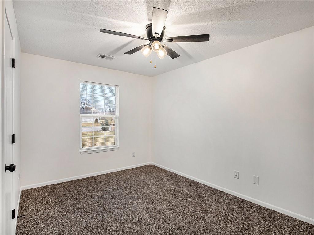1005 Sw Blue Branch Drive Property Photo 15