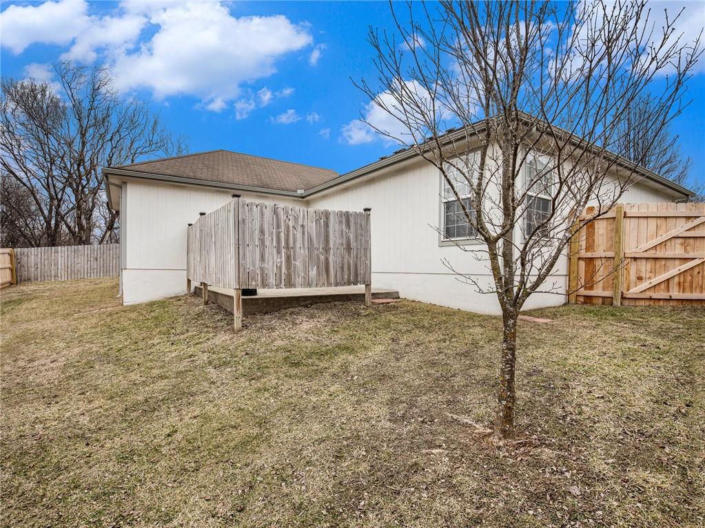 1005 Sw Blue Branch Drive Property Photo 16