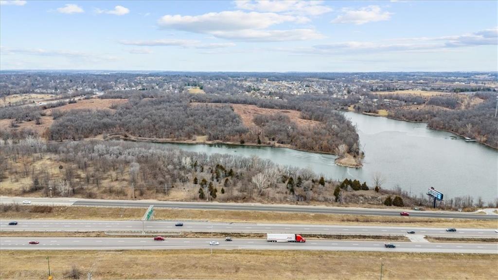 Jefferson Street Property Photo 4