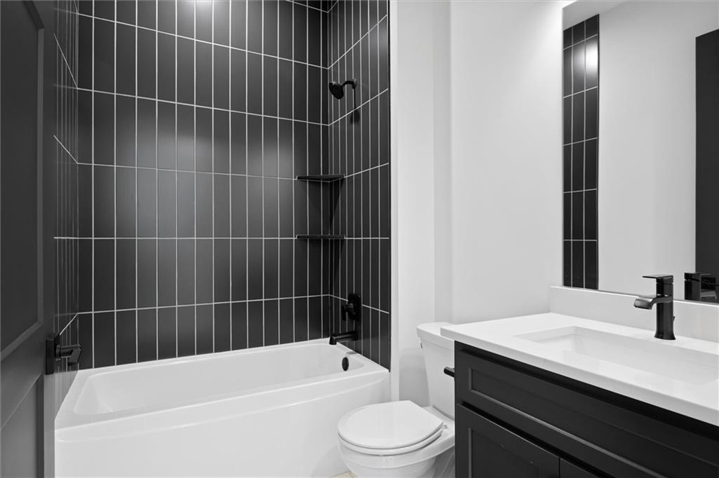 12315 W 183rd Terrace Property Photo 37
