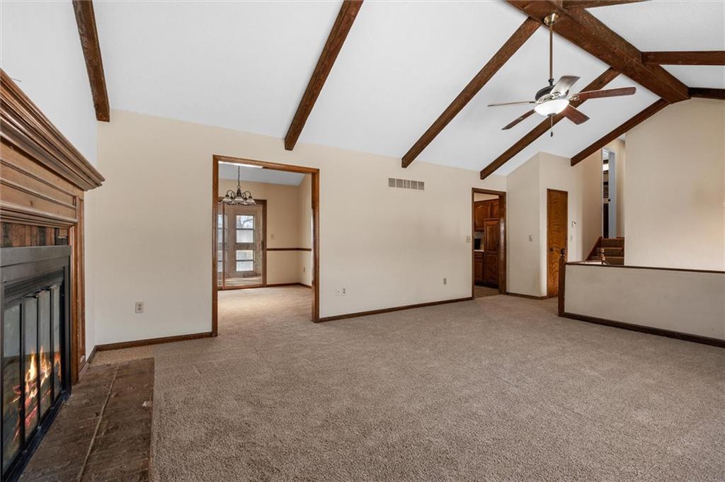 105 Ravenwood Drive Property Photo 12