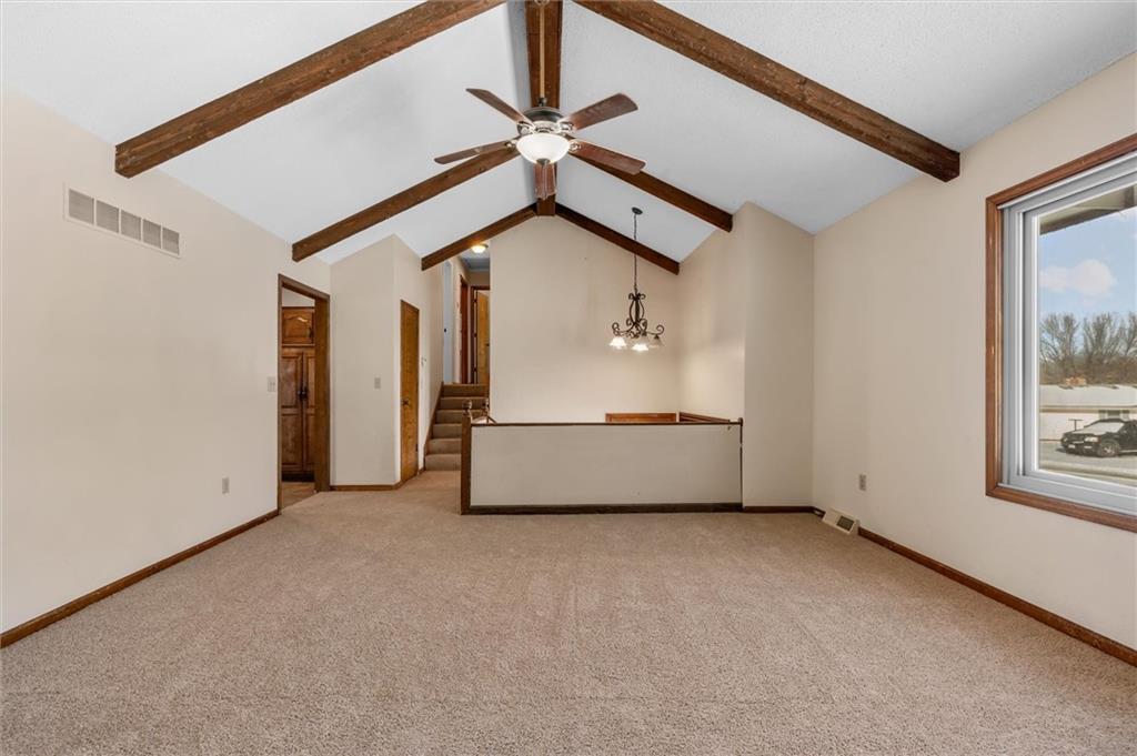 105 Ravenwood Drive Property Photo 13