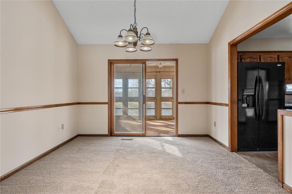 105 Ravenwood Drive Property Photo 14