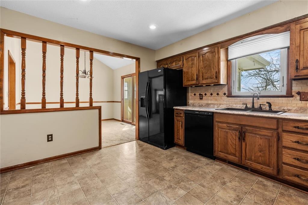 105 Ravenwood Drive Property Photo 17