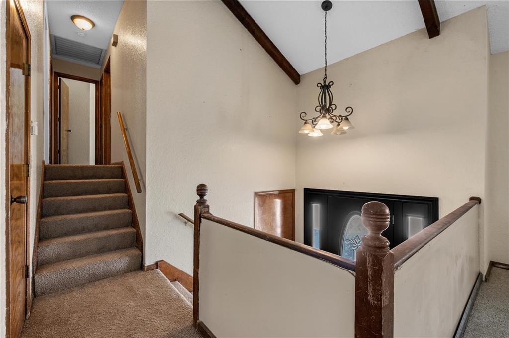 105 Ravenwood Drive Property Photo 18