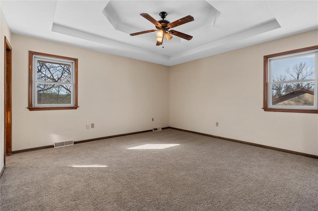 105 Ravenwood Drive Property Photo 19