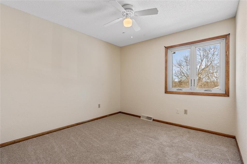 105 Ravenwood Drive Property Photo 27
