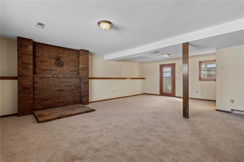 105 Ravenwood Drive Property Photo 29