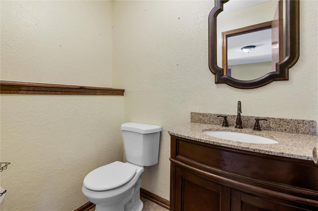 105 Ravenwood Drive Property Photo 32