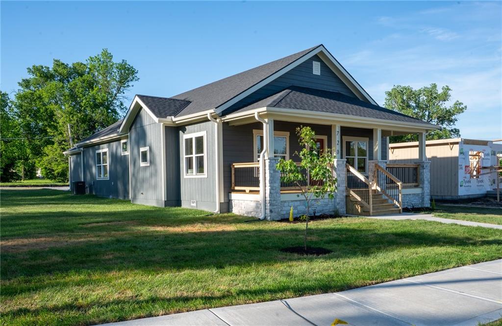 720 Chestnut Avenue Property Photo