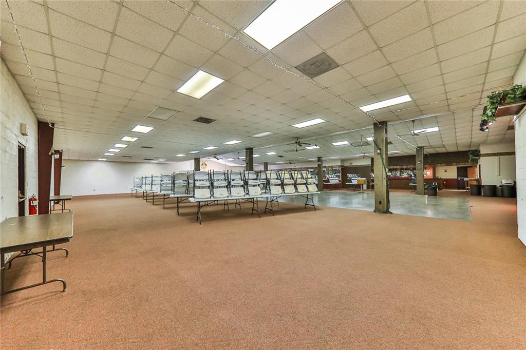 106 E 7th Street Property Photo 8