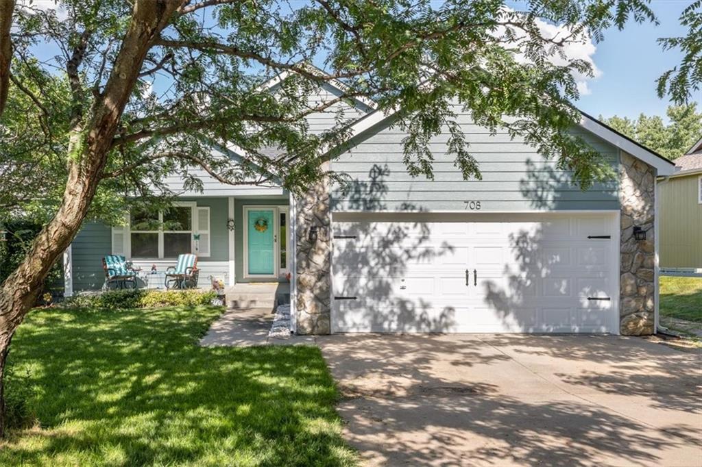 708 N Eagle Pass Drive Property Photo
