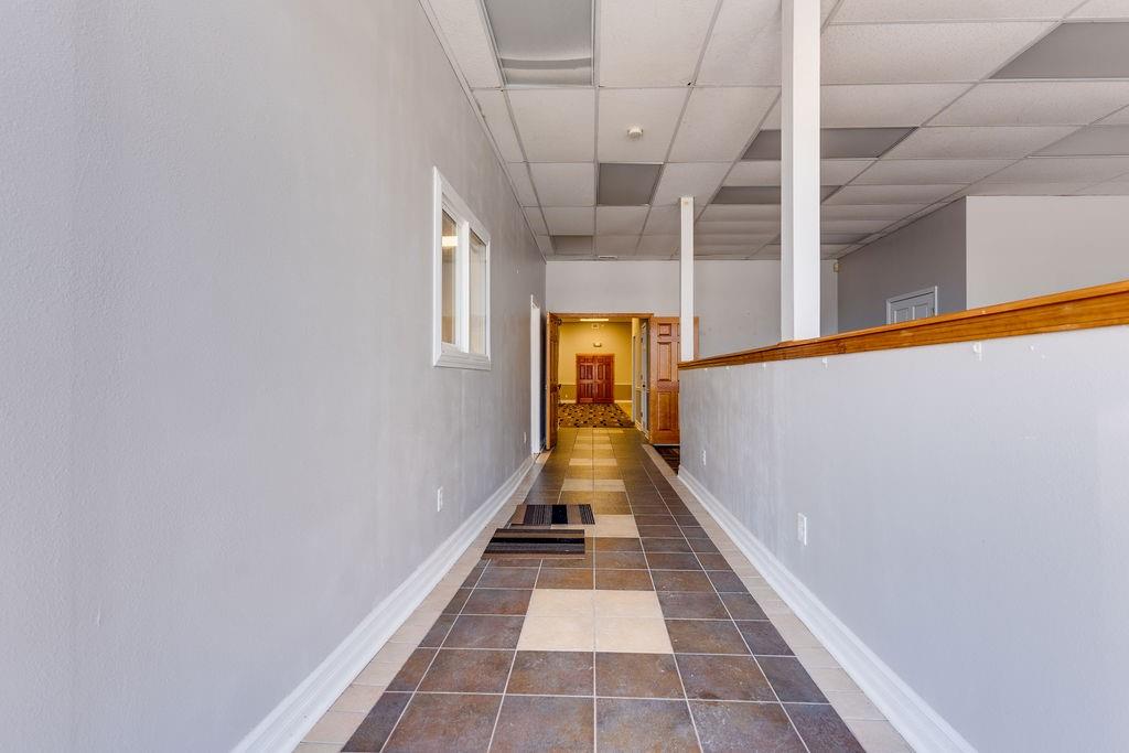 528 N Scott Avenue Property Photo 4
