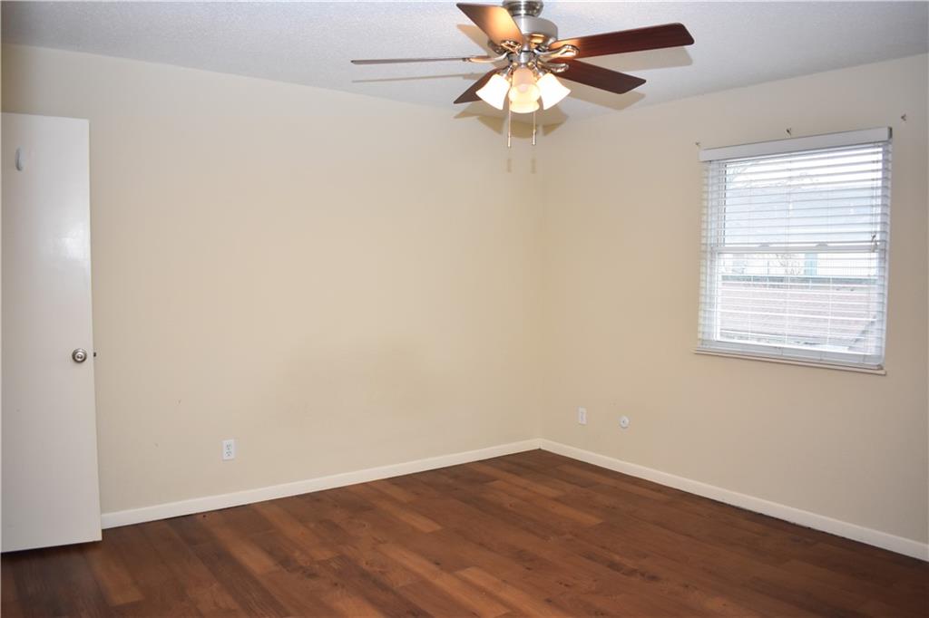 6222 Robinson Street Property Photo 14