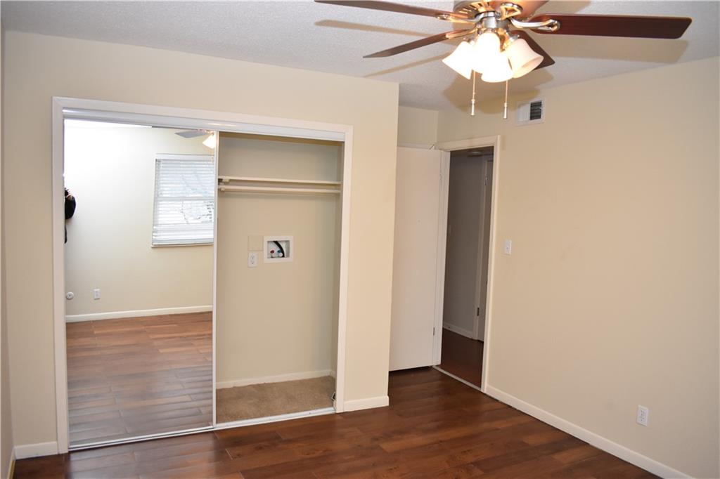 6222 Robinson Street Property Photo 18