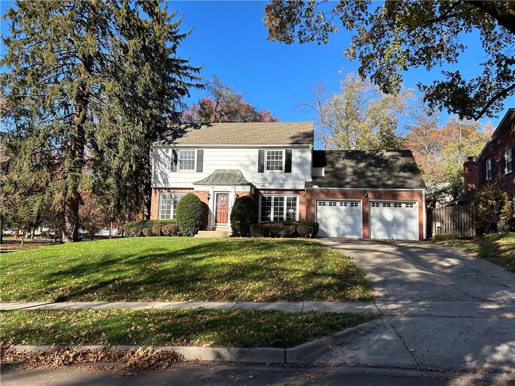 1028 W 69th Terrace Property Photo