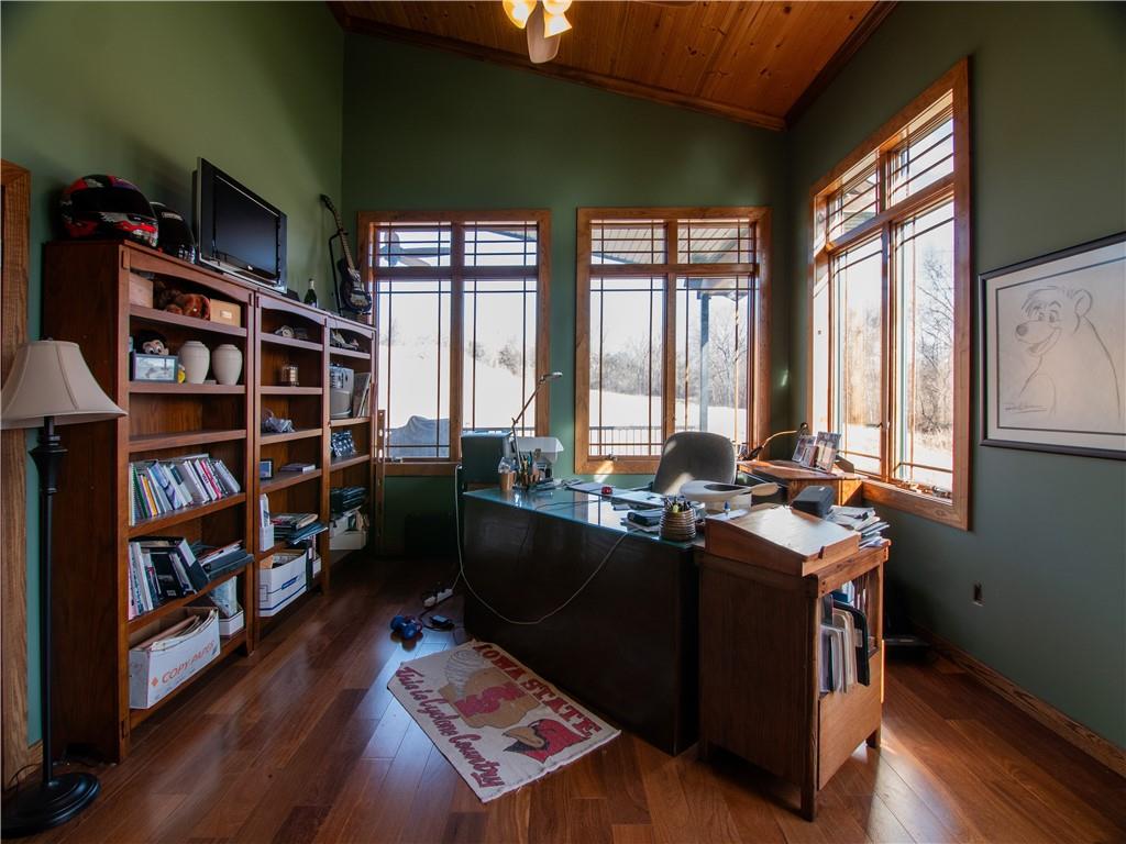 34510 Iatan Road Property Photo 17