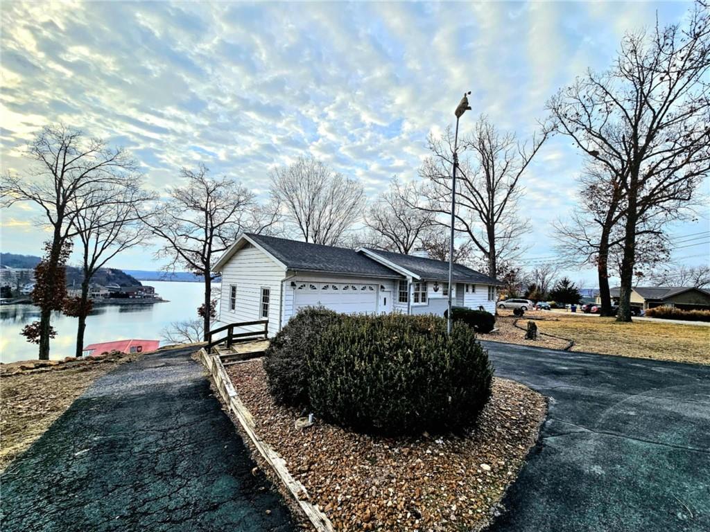427 Overlook Road Property Photo