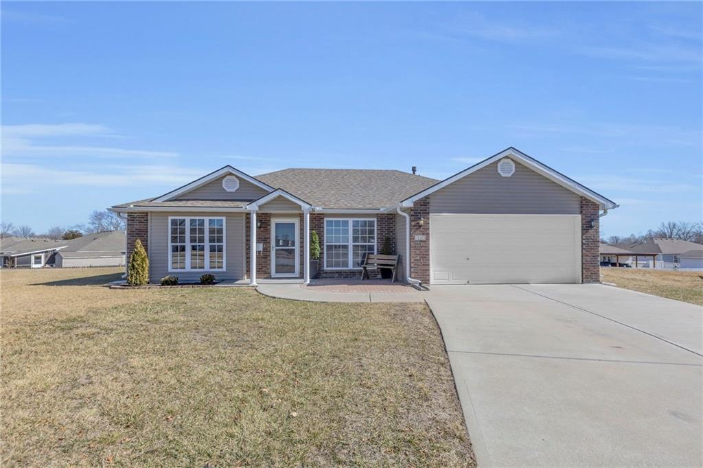 723 Seminole Court Property Photo