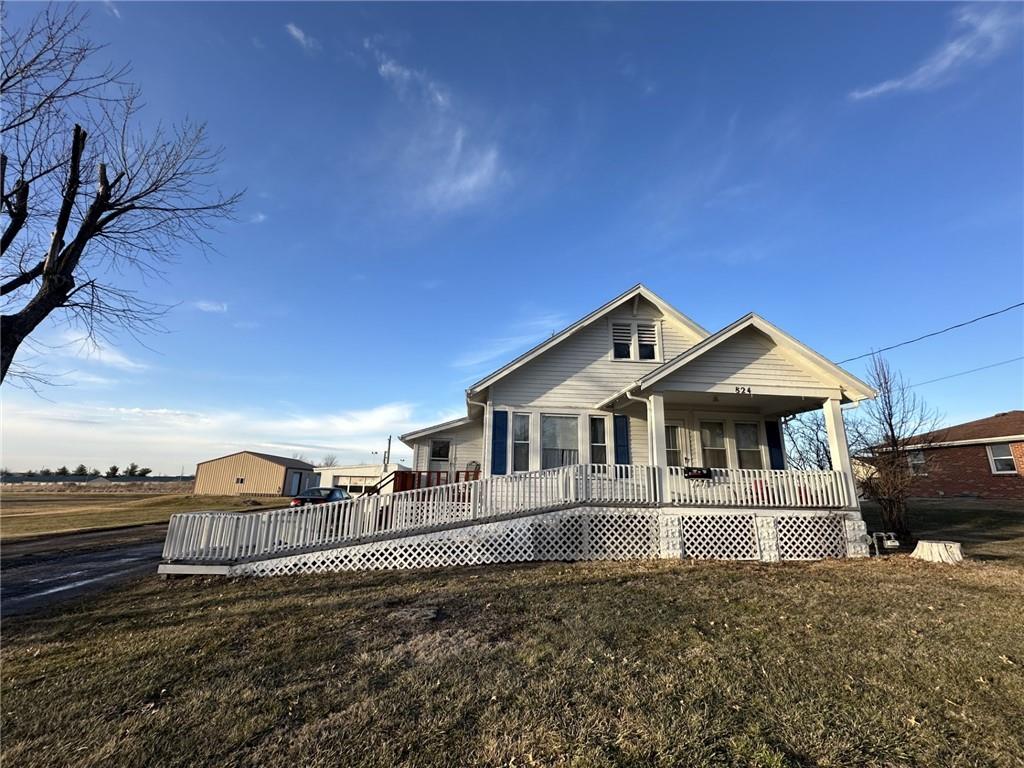 824 W 8th Street Property Photo