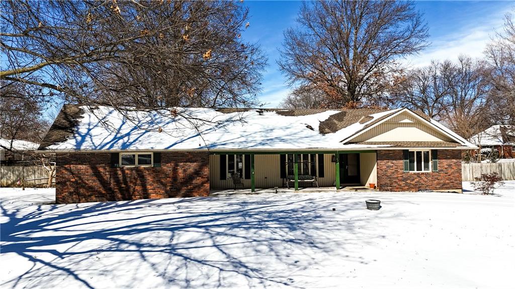 404 Westwind Drive Property Photo