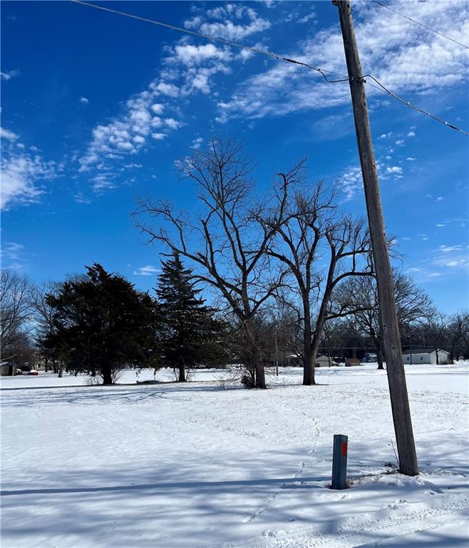 712 S Walnut Street Property Photo 2