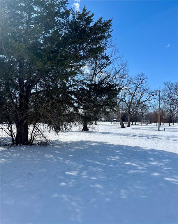 712 S Walnut Street Property Photo 3