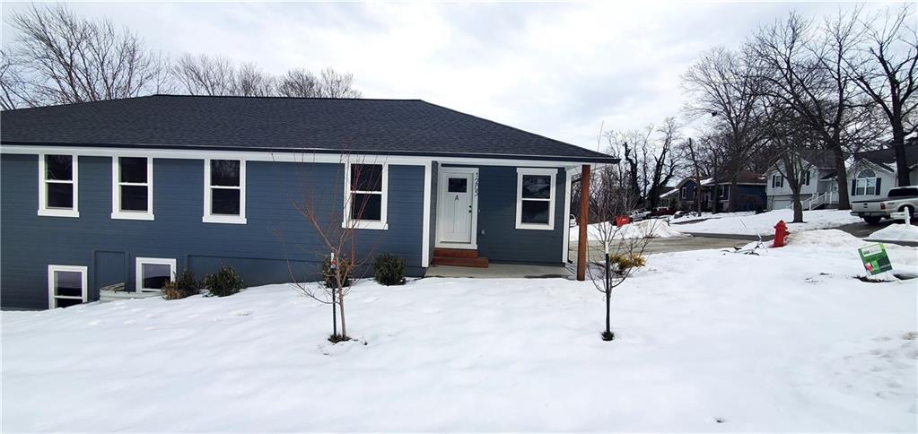 1205 Sw Locust Street Property Photo